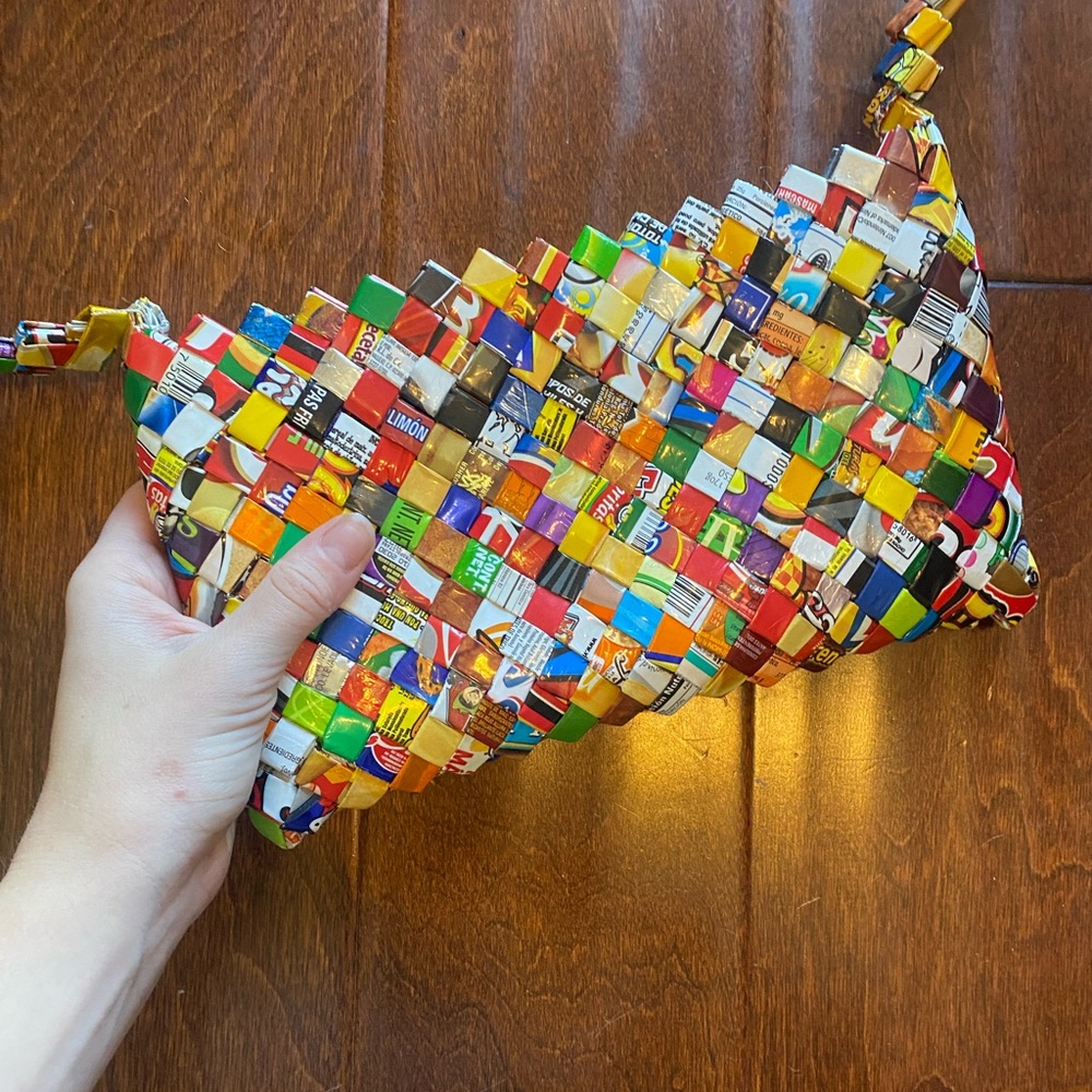 Purse made of chip bags - Picture 2 of 4